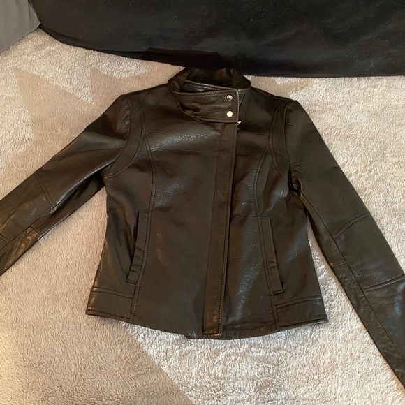 Andrew Marc Women's Leather Biker Jacket - Picture 2 of 10